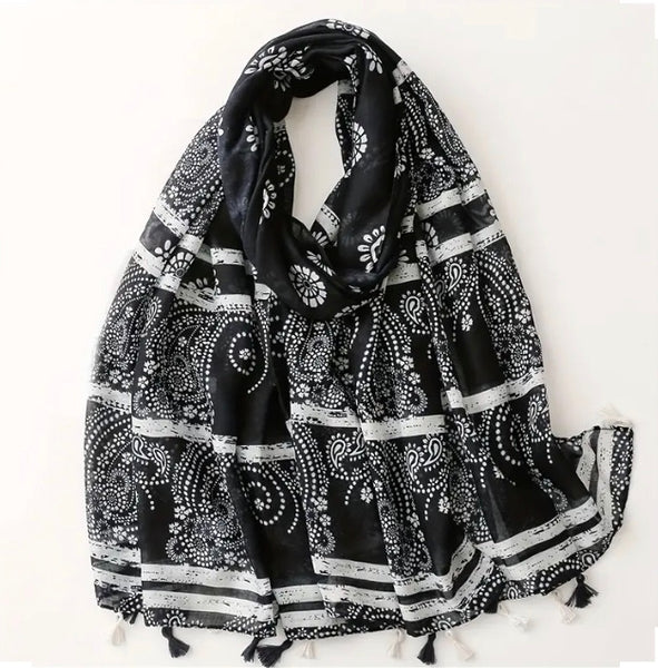 Maryam's Essential Paisley Print Cotton Viscose Tassels Hijab