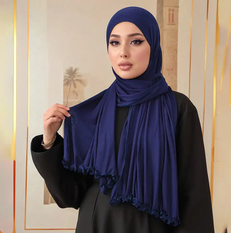 Maryam’s Essential Luxury Rolled Edged Hijab & Inner Cap Set