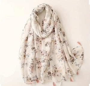 Maryam's Essential Flower Printed Polyester Tassels Hijab