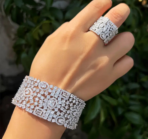 Maryam’s Essential Luxurious Diamanté Shiny Cuff Bangle & Ring Set