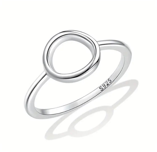 Maryam’s Essential 925 Sterling Silver Hypoallergenic Unisex Circle Ring