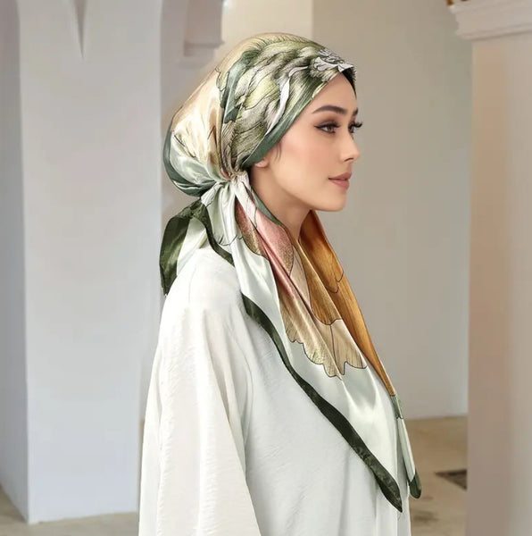 Maryam’s Essential Mature Elegant Vintage Print Pre-Tied Elastic Band Hijab