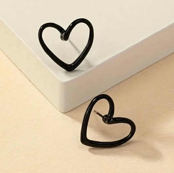 Maryam’s Essential Glossy Hollow Heart Stud Earrings