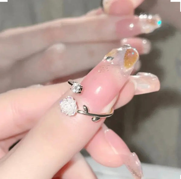 Maryam’s Essential Exquisite Cuff Dainty Inlaid Ring