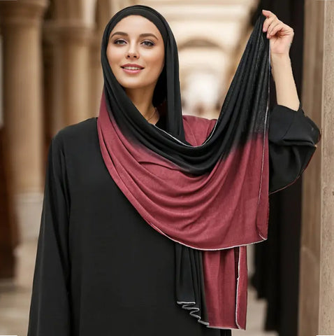 Maryam’s Essential Elegant Gradient Lightweight Hijab