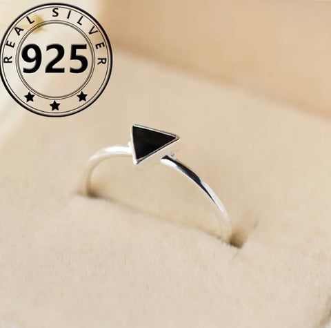 Maryam’s Essential 925 Sterling Silver Geometric Black Triangle Ring