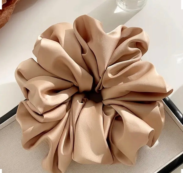 Maryam’s Diamond Style Extra Large Satin Volume Scrunchies