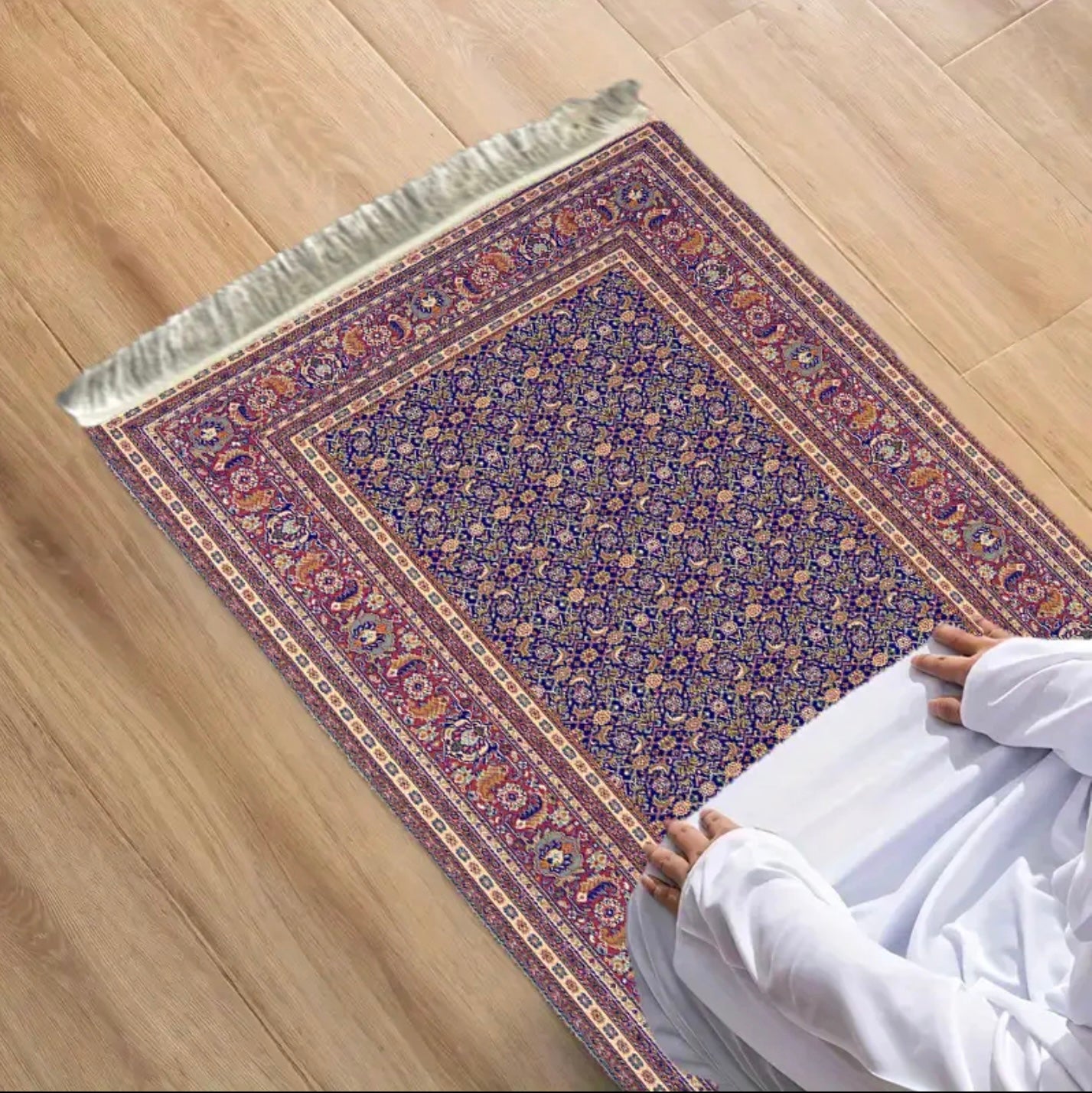 Maryam’s Essential Luxury Muslim Prayer Mat
