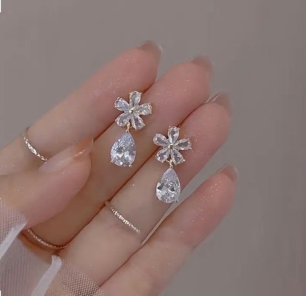 Maryam’s Essential Luxury Flower Water Drop Dangle Stud Earrings