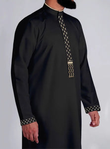 Maryam’s Essential Arab Men Geometric Pattern StandUp Collar Long Sleeves Kaftan