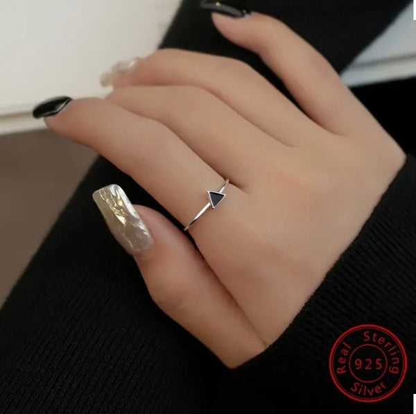 Maryam’s Essential 925 Sterling Silver Geometric Black Triangle Ring