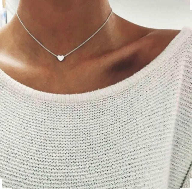 Maryam’s Essential Tiny Heart, Short Chain Choker Necklace