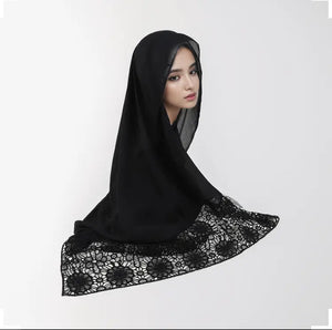 Maryam's Diamond Style Plain Cotton Lace Trim Hijab