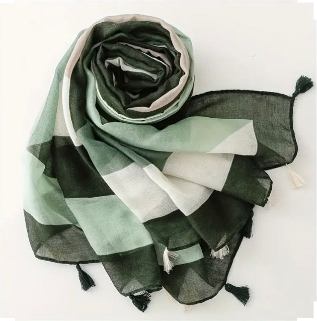 Maryam's Essential Colourblock Print Cotton Viscose Tassels Hijab