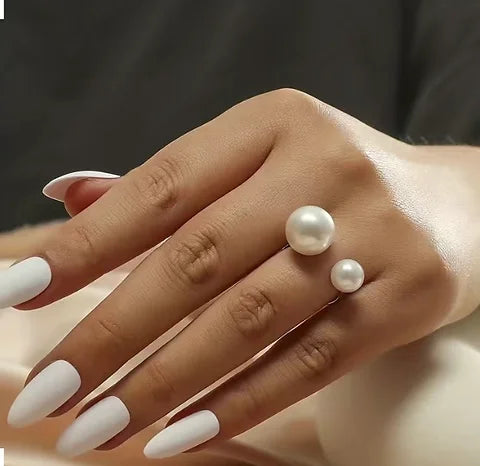 Maryam’s Essential Trendy Cuff Faux Pearl Ring