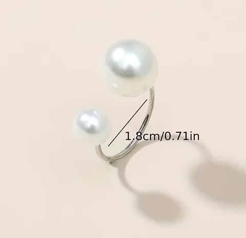 Maryam’s Essential Trendy Cuff Faux Pearl Ring