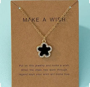 Maryam’s Essential Clavicle Rhinestone Flower Necklace