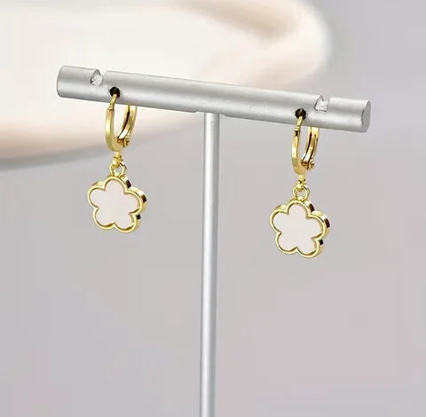 Maryam’s Essential Exquisite Clover Flower Vintage Drop Dangle Earrings
