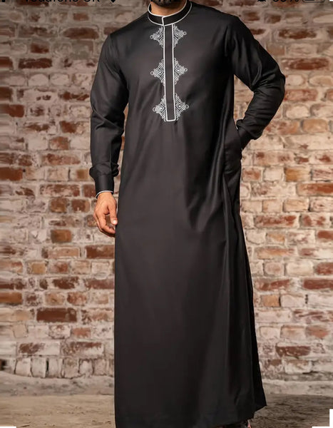 Maryam’s Essential Geometric Pattern Stand Up Collar Long Sleeve Kaftan