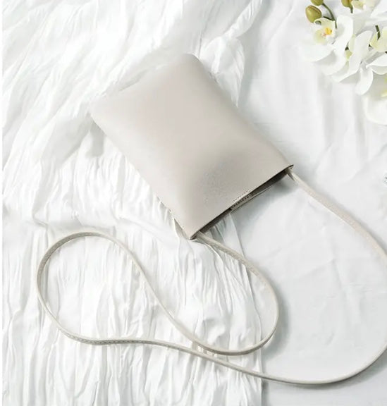 Maryam’s Essential Stylish & Compact PU Minimalist Phone Bag