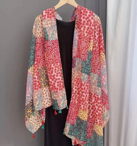 Maryam's Essential Flower Printed Cotton Polyester Tassels Hijab