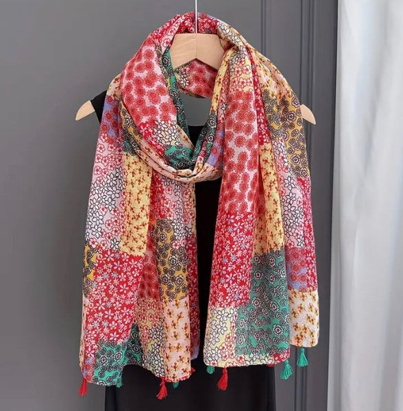 Maryam's Essential Flower Printed Cotton Polyester Tassels Hijab