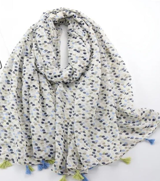 Maryam's Essential Dotted Print Polyester Tassels Hijab