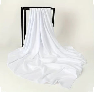 Maryam’s Essential Diamond Style Men’s Vintage Arab White Breathable Scarf
