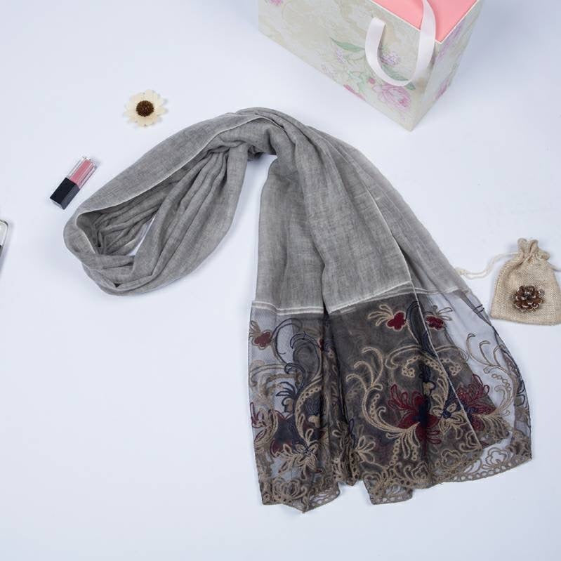 Maryam's Diamond Style Plain Cotton Lace Edge Hijab