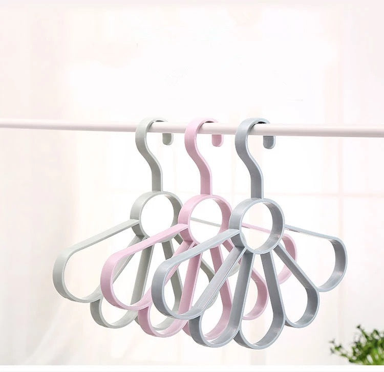 Maryam's Diamond Style Hijab/Scarf Hanger Rack