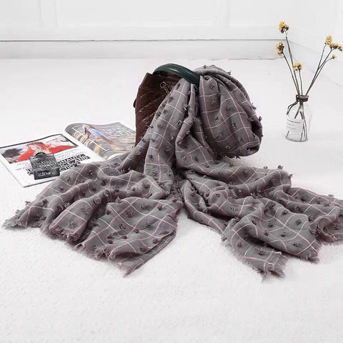 Maryam's Diamond Style Plain Checked Cotton Crinkle Hijab