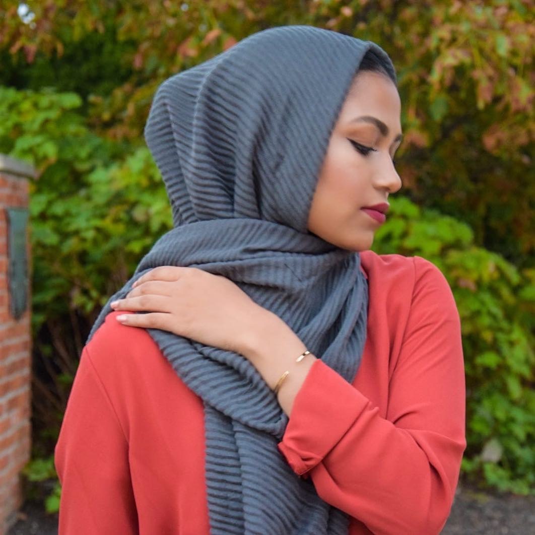Maryam's Diamond Style Ridge Viscose Crumpled Hijab