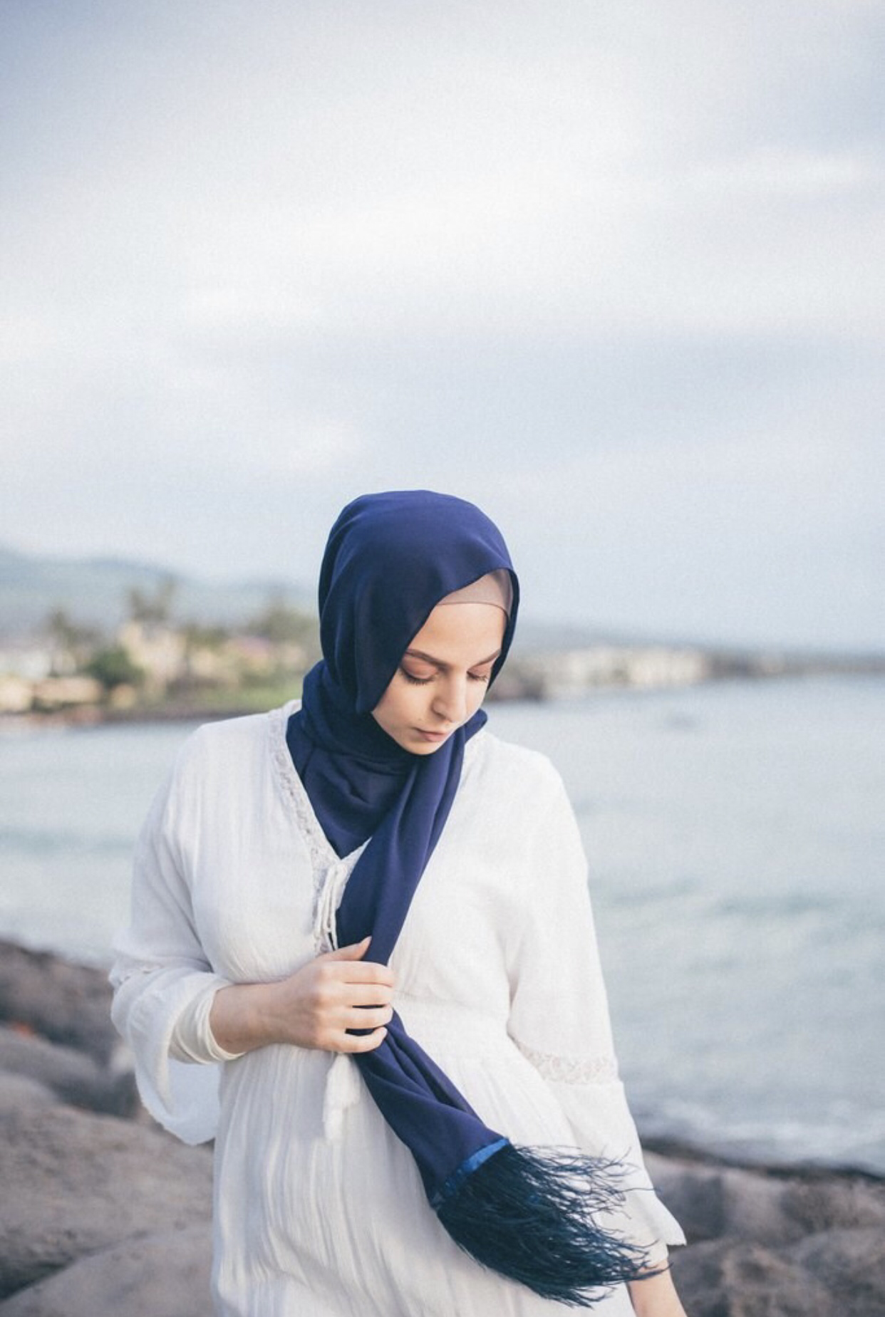 Maryam's Diamond Style Stunning Feather Chiffon Hijab/Shawl