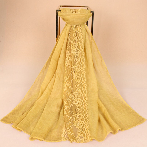 Maryam's Diamond Style Plain Cotton Lace Edge Hijab