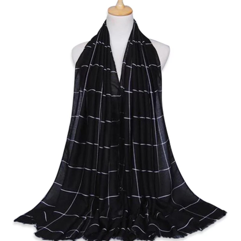 Maryam's Diamond Style Plain Checked Cotton Hijab
