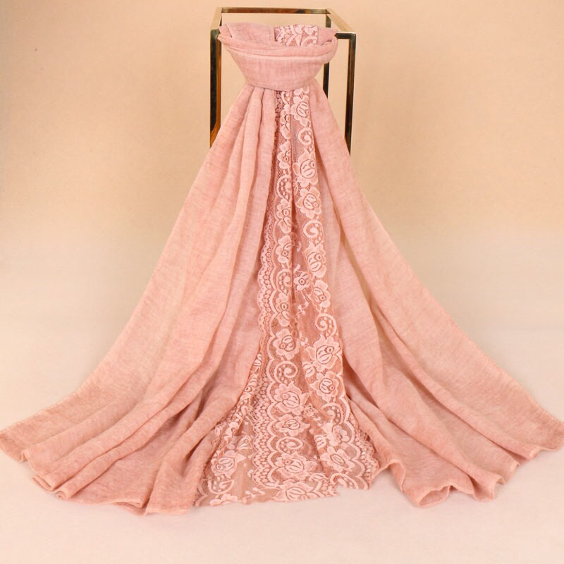 Maryam's Diamond Style Plain Cotton Lace Edge Hijab