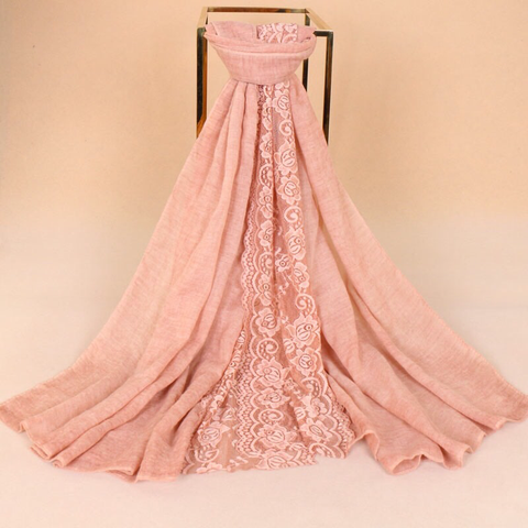 Maryam's Diamond Style Plain Cotton Lace Edge Hijab