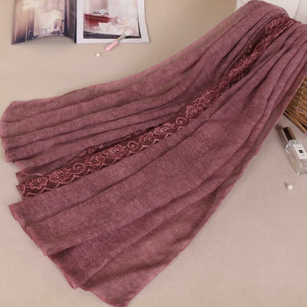 Maryam's Diamond Style Plain Cotton Lace Edge Hijab