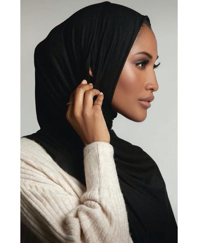 Maryam's Essential Revolutionary Mask Accessible Hijab